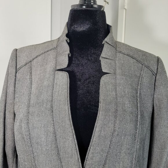 WHBM Grey Herringbone Blazer with Double Button Detail – Size 14 - Picture 2 of 9